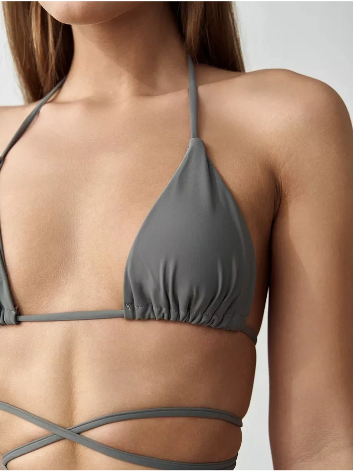 Azura | Traje de baño con tirantes triangulares
